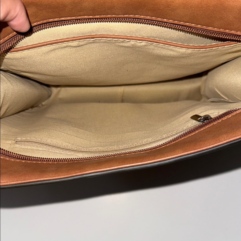 Missnine Brown Crossbody Bag - Picture 4 of 7
